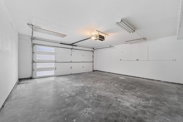 707 Santa Cruz Lane, Foster City CA: https://media.crmls.org/mediaz/9e08e6ae-892a-438a-8e8a-05b07561782c.jpg