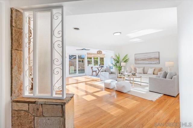 2602 N Louise, Santa Ana CA: https://media.crmls.org/mediaz/9e098725-b05e-4f5d-a82c-18832dd95c13.jpg