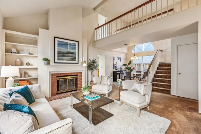 Image 3 of 42 For 1152 Old Alameda Pt