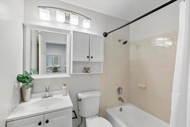 3385 La Selva Street, San Mateo CA: https://media.crmls.org/mediaz/9e0adec1-c195-40fa-9893-304867962725.jpg