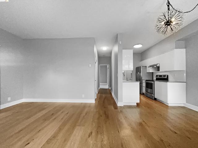 33 Shoreline, Richmond, California 94804, 2 Bedrooms Bedrooms, ,1 BathroomBathrooms,Condominium,For Sale,Shoreline,41055171