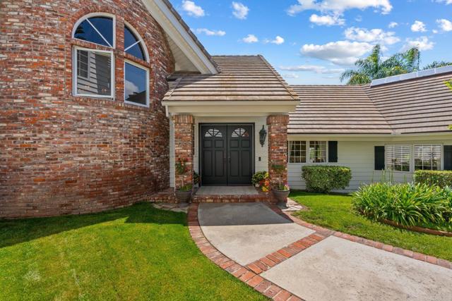 Image 8 of 75 For 4938 San Jacinto Circle