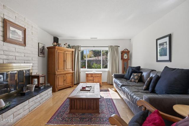 Detail Gallery Image 2 of 42 For 939 Laurel Rd, Santa Paula,  CA 93060 - 3 Beds | 3 Baths