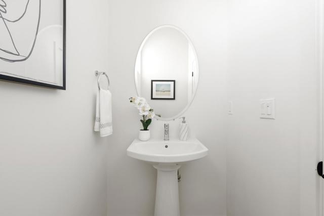 803 Fassler Avenue, Pacifica CA: https://media.crmls.org/mediaz/9e0d159e-8f3b-46a0-af4b-c384dd7eb09f.jpg