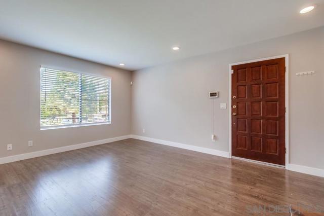 5025 Collwood Way, San Diego CA: https://media.crmls.org/mediaz/9e0d2cf2-b1ae-42b2-a87d-f1894b1721be.jpg