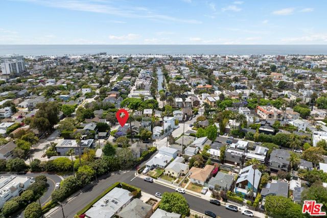 3 Bed Home for Sale in Venice, California