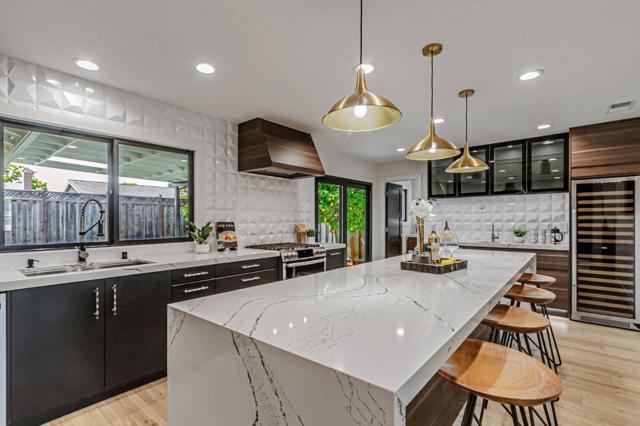 1588 Calle De Stuarda, San Jose CA: https://media.crmls.org/mediaz/9e0dd549-d971-43ee-90b4-7312e614e800.jpg
