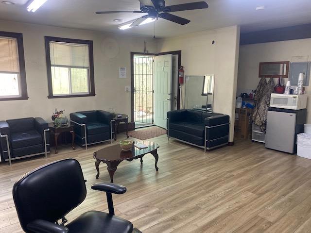 258 N Capitol Avenue, San Jose CA: https://media.crmls.org/mediaz/9e0e1b1b-f402-4018-af65-8ae0e382932f.jpg