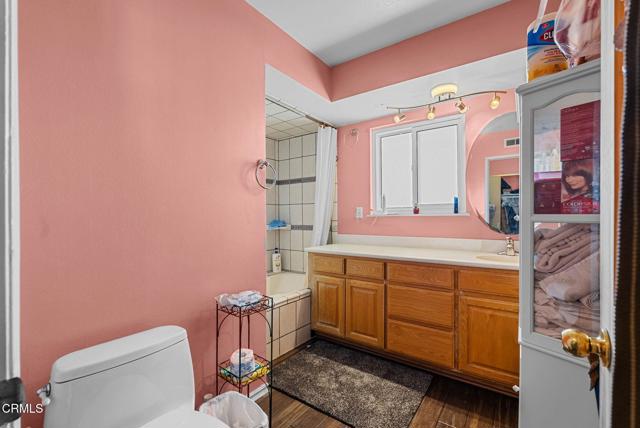 Detail Gallery Image 30 of 44 For 16833 Nearview, Canyon Country,  CA 91387 - 5 Beds | 3 Baths