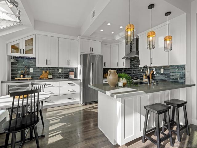 4906 Corte Playa de Castilla, San Diego CA: https://media.crmls.org/mediaz/9e0eb0ff-14a6-423c-a34a-70552b43dc61.jpg
