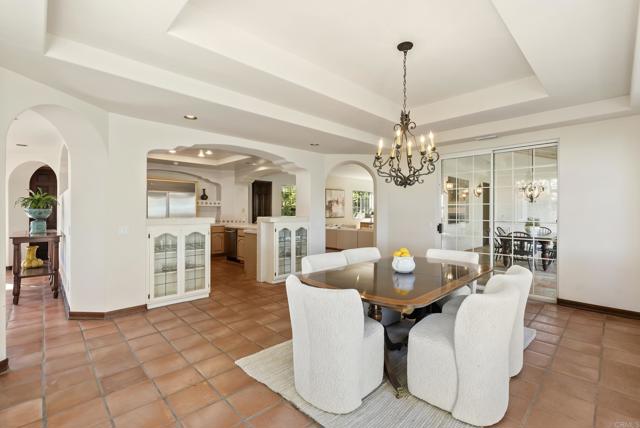 Detail Gallery Image 8 of 53 For 28889 Anderson Ct, Escondido,  CA 92026 - 4 Beds | 4 Baths