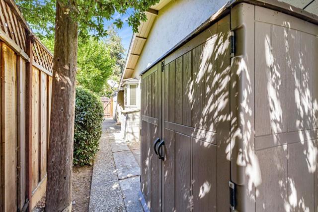 650 Hyde Park, Sunnyvale CA: https://media.crmls.org/mediaz/9e0f6050-bc21-44e0-b62a-8814724eafea.jpg