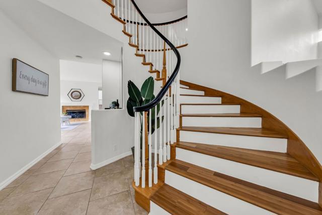 221 Victory Circle, San Ramon CA: https://media.crmls.org/mediaz/9e0f64a0-21e5-4655-baaa-2637d424291c.jpg