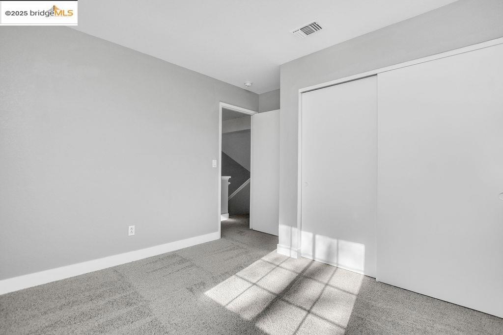 https://media.crmls.org/mediaz/9e10df27-22bd-4f65-837d-1350cf9fa9a6.jpg?preset=X-Large