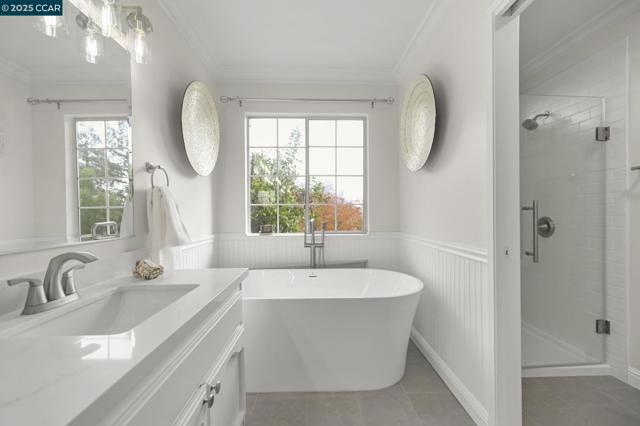 316 Mercury Way, Pleasant Hill CA: https://media.crmls.org/mediaz/9e1203c2-0d66-4df7-8c71-4e461e8790d5.jpg