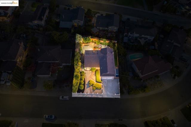 5136 Rain Cloud Dr, Richmond CA: https://media.crmls.org/mediaz/9e120e3f-7719-474e-8ece-2d53fa6e20de.jpg