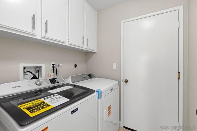 10785 Chinon Circle, San Diego CA: https://media.crmls.org/mediaz/9e1218b1-4ead-4590-9baa-2017cff42756.jpg