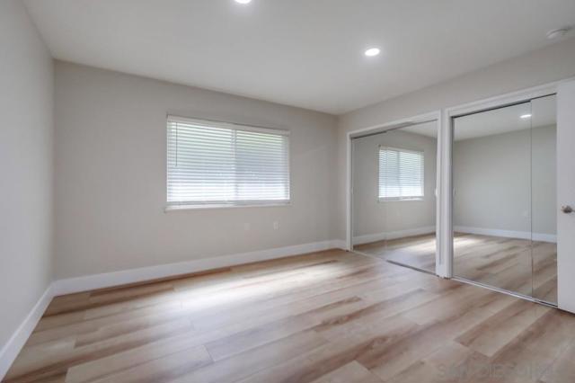 16731 Callado Ct, San Diego CA: https://media.crmls.org/mediaz/9e126832-683a-41d4-9146-f4fad2e6d80f.jpg
