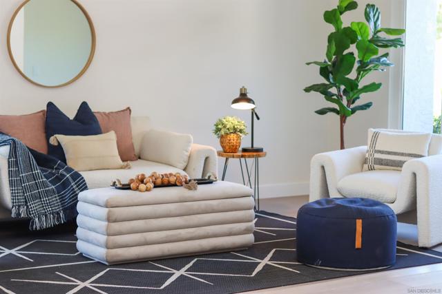 3302 Vista Rocosa, Escondido CA: https://media.crmls.org/mediaz/9e12ab83-c6c8-45c8-b387-1348913fad75.jpg