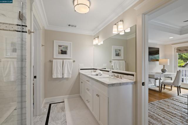 125 El Dorado Ave, Danville CA: https://media.crmls.org/mediaz/9e134348-3924-41d4-ad4f-74b7d21160de.jpg