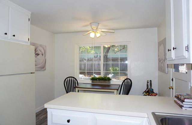 1401 Woodberry Avenue, San Mateo CA: https://media.crmls.org/mediaz/9e141196-e0ac-405a-8676-a14b1d54e28d.jpg