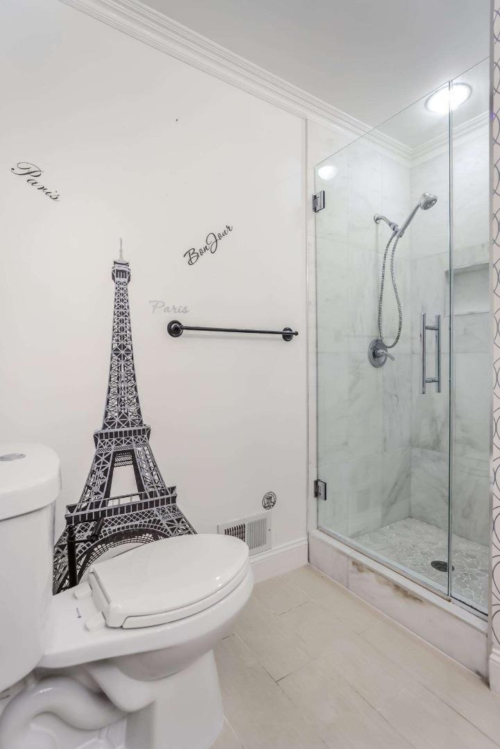 https://media.crmls.org/mediaz/9e15b24f-d7f4-4cbc-bd84-96162ee50882.jpg?preset=X-Large