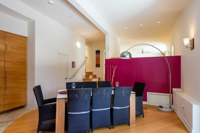 3527 Oak Knoll Drive, Redwood City CA: https://media.crmls.org/mediaz/9e170119-5adc-4657-8c7f-55d3ba98a78b.jpg