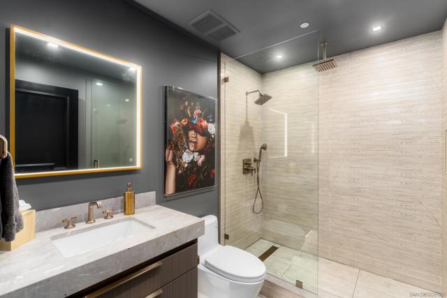 877 Island Ave, San Diego CA: https://media.crmls.org/mediaz/9e178ac7-4d99-4aa9-a913-80a5570bdd06.jpg
