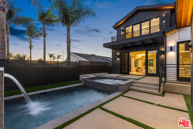 908 Rosecrans Avenue, Manhattan Beach, California 90266, 5 Bedrooms Bedrooms, ,1 BathroomBathrooms,Residential,Sold,Rosecrans,25622759