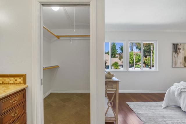 9932 Ironwood Place, San Diego CA: https://media.crmls.org/mediaz/9e1a3b97-56cd-431b-9fb1-5d5e2cbd8328.jpg