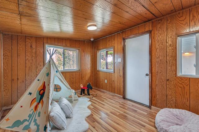 642 Lomita Avenue, Millbrae CA: https://media.crmls.org/mediaz/9e1b0d43-4faa-474f-b6cb-356fa9941fca.jpg