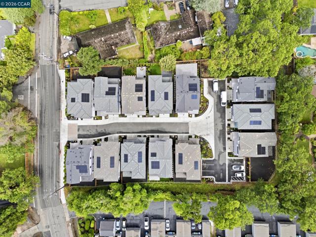 Image 36 of 38 For 257 Haleena Place