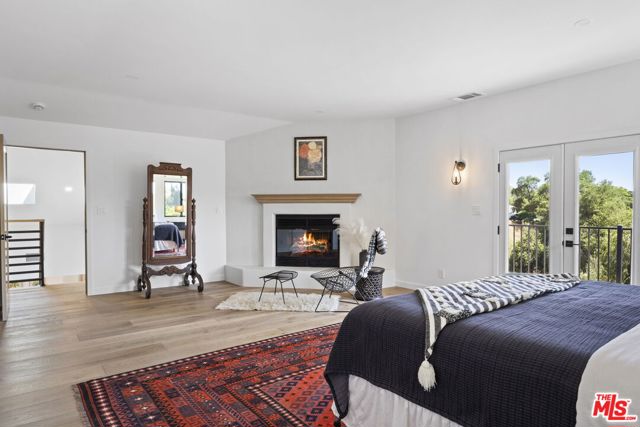 1131 Rancho Drive, Ojai CA: https://media.crmls.org/mediaz/9e1b6ffe-4c68-4cc0-a061-6d01edab0552.jpg