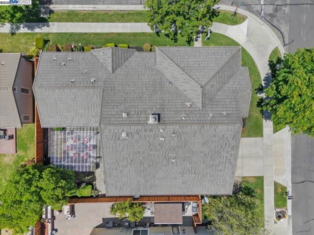 4946 Sequoia Ave, Dublin CA: https://media.crmls.org/mediaz/9e1d2b91-5a55-48cb-a1ff-1e8c5fe04884.jpg