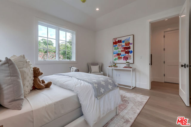 Drew Fenton | 427 N Bundy Drive Los Angeles CA | MLS: 7182819