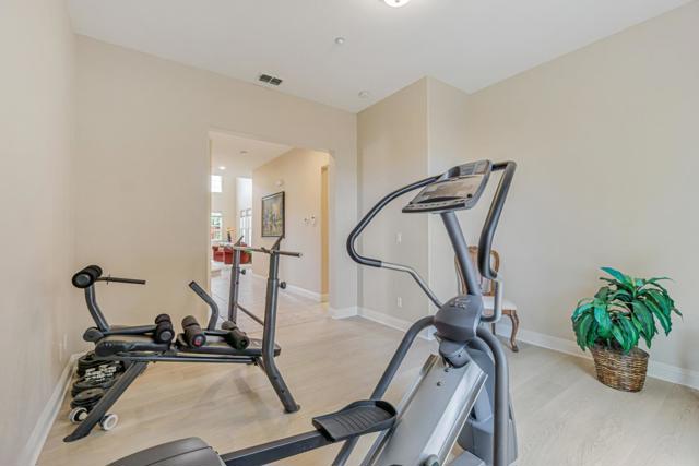 2852 Spanish Bay Drive, Brentwood CA: https://media.crmls.org/mediaz/9e1ec561-b57a-482e-a78f-e3f49ec198f0.jpg