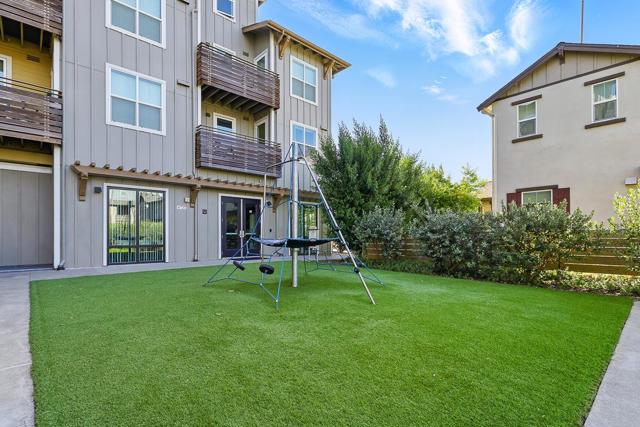 1733 Pedrozzi, Livermore CA: https://media.crmls.org/mediaz/9e1ed745-343f-4ee2-80bd-c136dcc34861.jpg