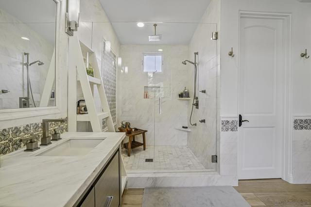 15823 The River Trail, Rancho Santa Fe CA: https://media.crmls.org/mediaz/9e1eff4d-bbf3-46c7-81a7-62d6b2c48c60.jpg
