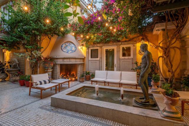 5143 Shore Drive, Carlsbad CA: https://media.crmls.org/mediaz/9e1f8f47-8c1b-4fee-89f6-0c81ec749fe2.jpg