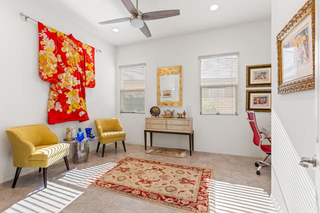 Image 33 of 86 For 43595 Vacanza Court