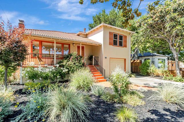 991 E Taylor Street, San Jose CA: https://media.crmls.org/mediaz/9e210bc5-da5c-4623-98fe-a8389865af0d.jpg