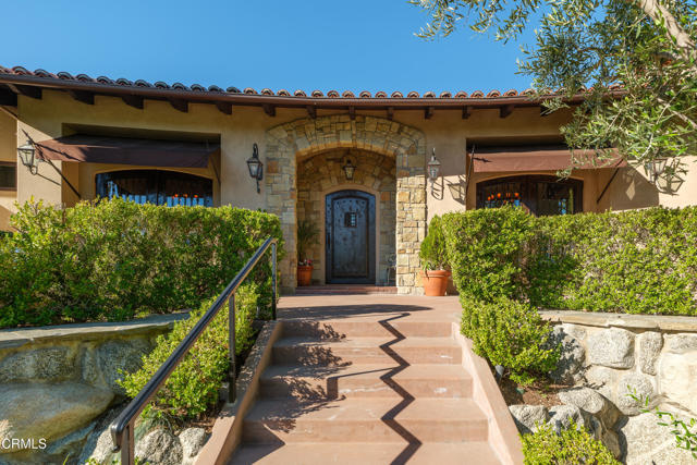 Detail Gallery Image 2 of 72 For 5065 Indianola Way, La Canada Flintridge,  CA 91011 - 5 Beds | 5/2 Baths