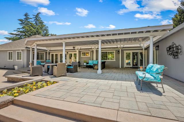 14830 Bartlett Court, San Martin CA: https://media.crmls.org/mediaz/9e235614-30ec-43e9-80b7-061ac5624e08.jpg
