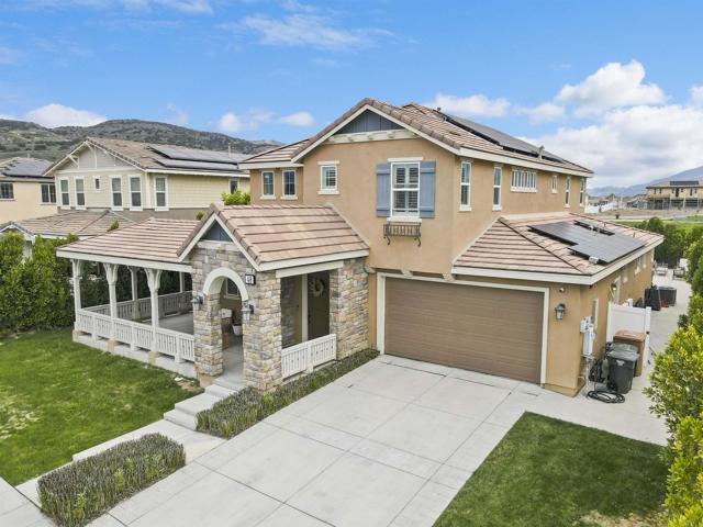 48 Clearwood Street, Fillmore CA: https://media.crmls.org/mediaz/9e235cd8-fa73-4e4f-8a5f-3502c718374b.jpg