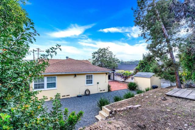 4920 Elsa Road, San Diego CA: https://media.crmls.org/mediaz/9e237865-02ef-4afa-a342-a0f0e6ca0766.jpg
