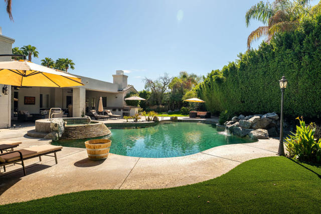 42 Abby Road, Rancho Mirage, CA 92270