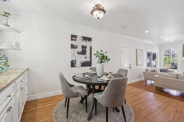 35120 Cardiff Street, Newark CA: https://media.crmls.org/mediaz/9e246c5f-17b9-4c7e-9c3d-0f34975c3273.jpg