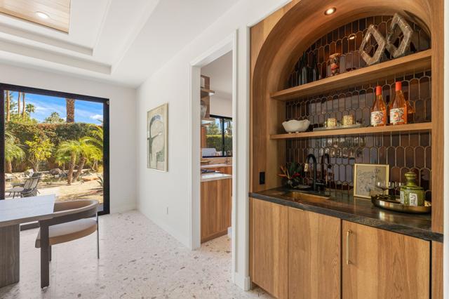968 N Rose Avenue, Palm Springs, CA 92262