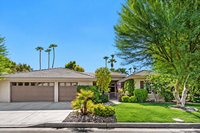 58 Sutton Place E, Palm Desert, CA 92211