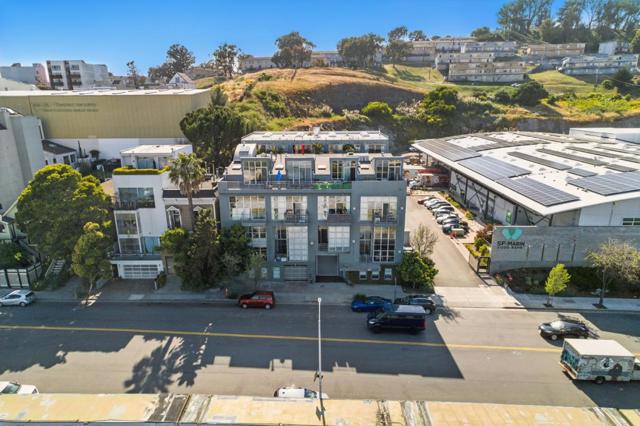 1000 Pennsylvania Avenue, San Francisco CA: https://media.crmls.org/mediaz/9e25b936-847a-41e4-81db-5892889a37cb.jpg